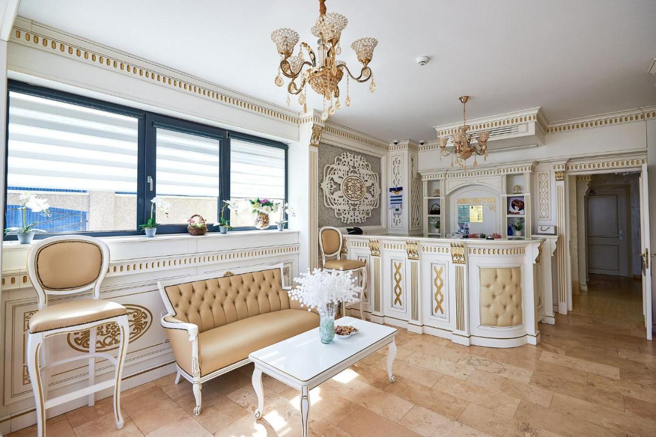 Hotel Adriano Брэила Экстерьер фото