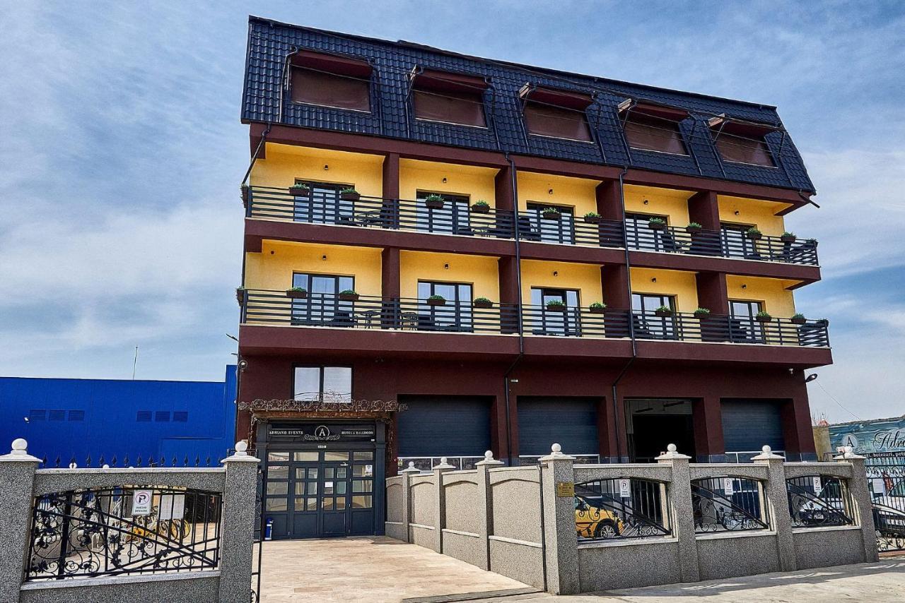 Hotel Adriano Брэила Экстерьер фото